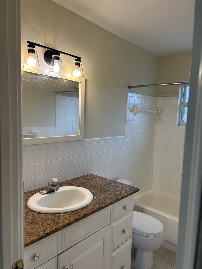 property at 4905 Union St N