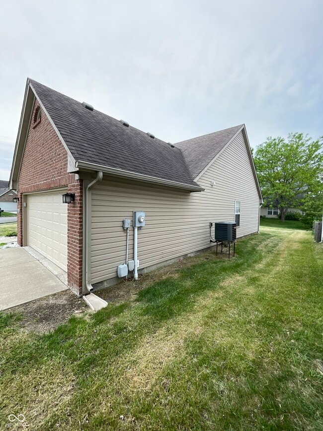 11212 Boston Way in Fishers, IN - Building Photo - Building Photo