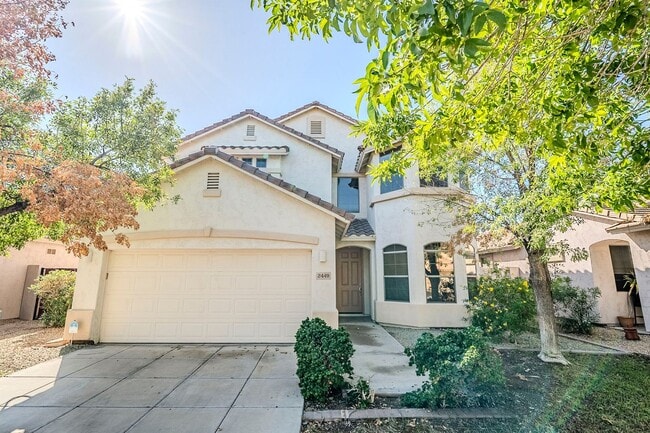 2449 E Glass Ln in Phoenix, AZ - Building Photo - Building Photo