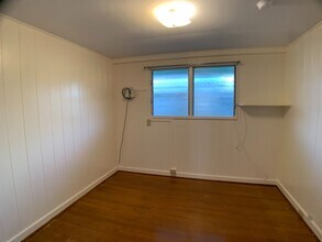 1455 Kolopua St in Honolulu, HI - Building Photo - Building Photo