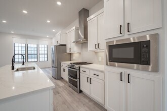 4808 San Jacinto St in Dallas, TX - Building Photo - Building Photo