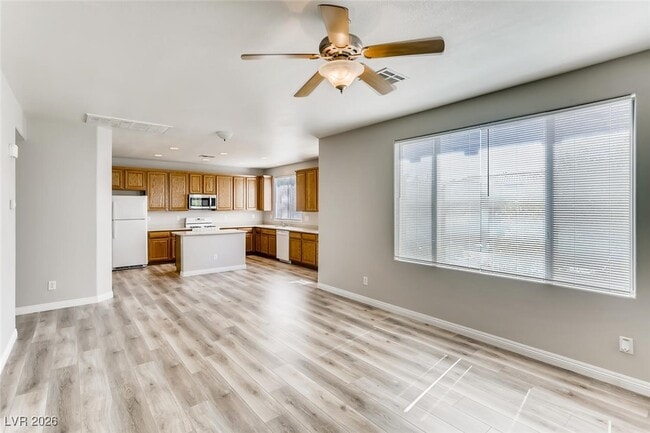 9471 Bighorn Point Ct in Las Vegas, NV - Building Photo - Building Photo