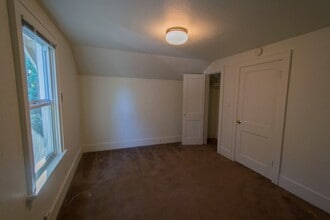 1471 Villard St in Eugene, OR - Building Photo - Building Photo