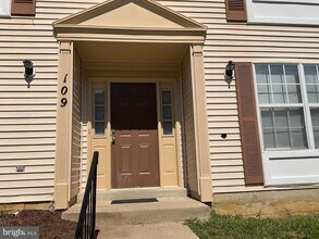 109 Azalea Ct in Upper Marlboro, MD - Building Photo - Building Photo