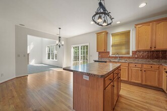 438 Lorraine Dr in Frederica, DE - Building Photo - Building Photo