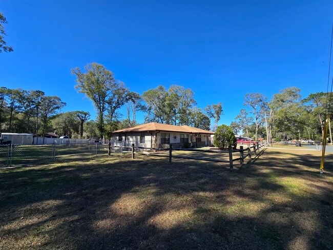 2606 NE 22nd Ave in Ocala, FL - Building Photo - Building Photo