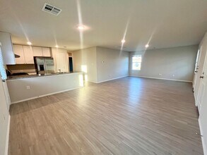 10631 Varmus Dr in Converse, TX - Building Photo - Building Photo