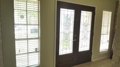 10423 Tenneco Dr in Houston, TX - Building Photo - Building Photo