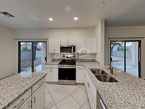 5636 W Cortaro Crossing Dr in Tucson, AZ - Building Photo - Building Photo