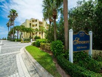 1026 Flamevine Ln in Vero Beach, FL - Foto de edificio - Building Photo