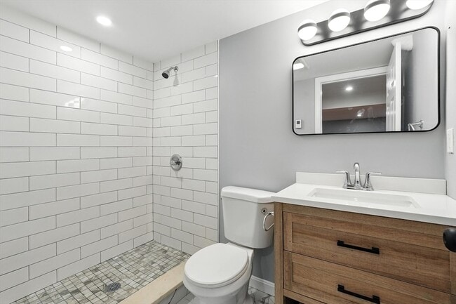 33 Park Rd in Lynn, MA - Building Photo - Building Photo