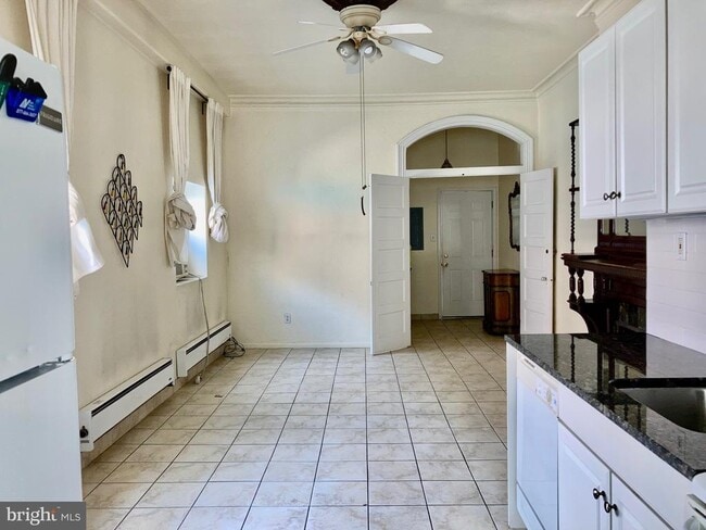 property at 1122 S Broad St