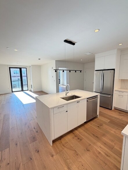 1121 Dorchester Ave, Unit 407 in Boston, MA - Foto de edificio