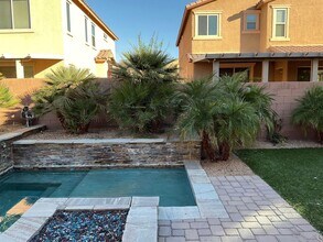 6368 Joshuaville Dr in Las Vegas, NV - Building Photo - Building Photo