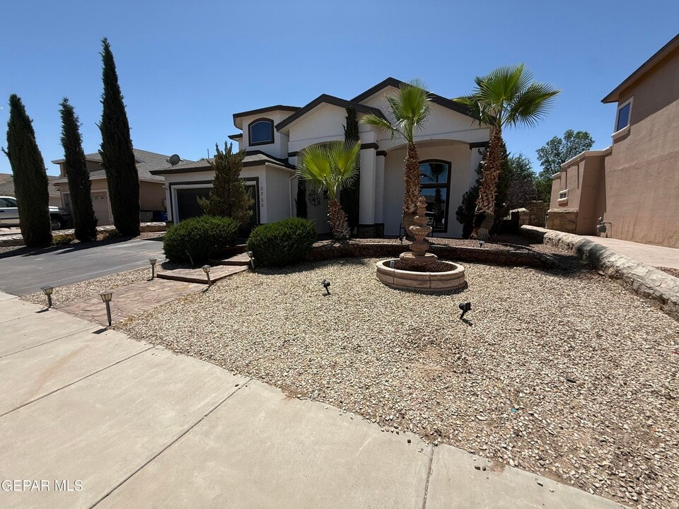 3733 Tierra Campa Dr in El Paso, TX - Building Photo