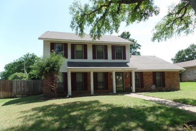 2202 Shannon Ln in Richardson, TX - Building Photo