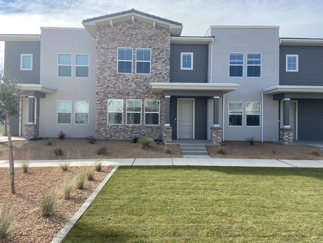 5943 S Orchid Cv in Saint George, UT - Building Photo - Building Photo