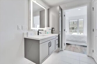 635 Robinson Ave in San Diego, CA - Building Photo - Building Photo