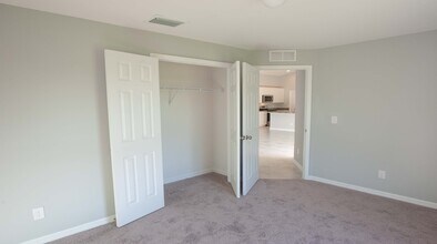 1222 NE 10th St in Cape Coral, FL - Building Photo - Building Photo