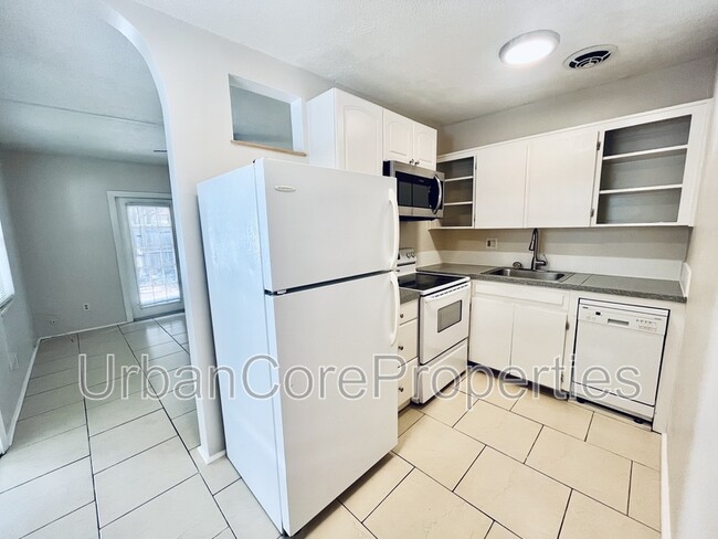 423 18th Ave N in St. Petersburg, FL - Building Photo - Building Photo