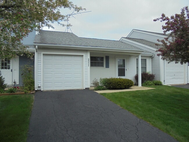 property at 3336 Greenwich Ln