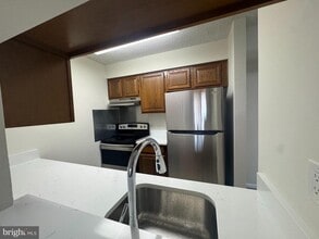1222 Ravens Crest Dr in Plainsboro, NJ - Building Photo - Building Photo