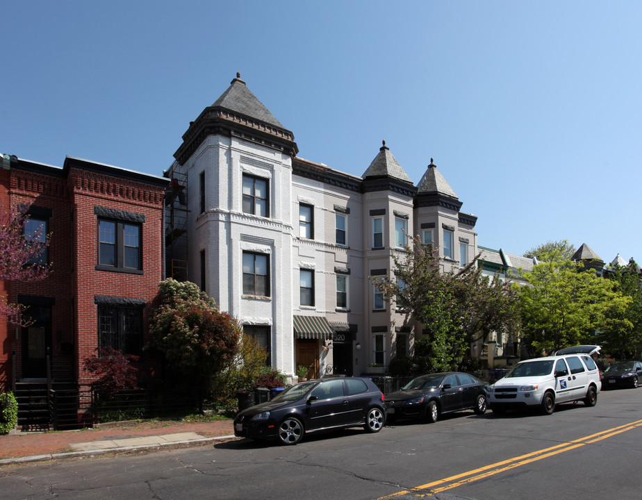 620-622 F St NE in Washington, DC - Building Photo