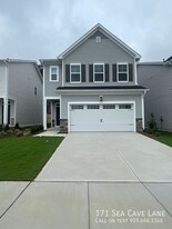 171 Sea Cave Ln in Raleigh, NC - Building Photo