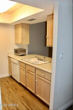 8318 E Solano Dr in Scottsdale, AZ - Building Photo - Building Photo