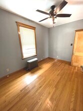 7119 S Artesian Ave in Chicago, IL - Building Photo - Building Photo