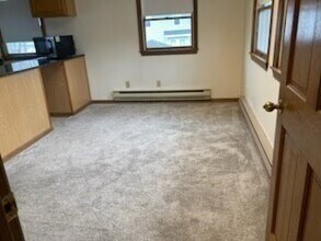 93 Russell St in Quincy, MA - Building Photo - Building Photo