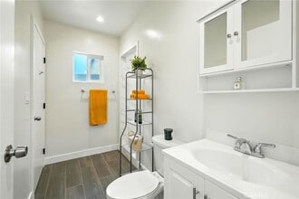 9221 Swinton Ave in Los Angeles, CA - Building Photo - Building Photo