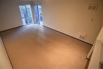 220 Perkins St in Oakland, CA - Building Photo - Building Photo