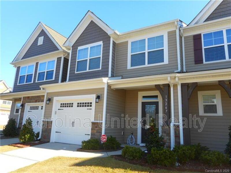 13247 Savannah Point Dr in Charlotte, NC - Building Photo
