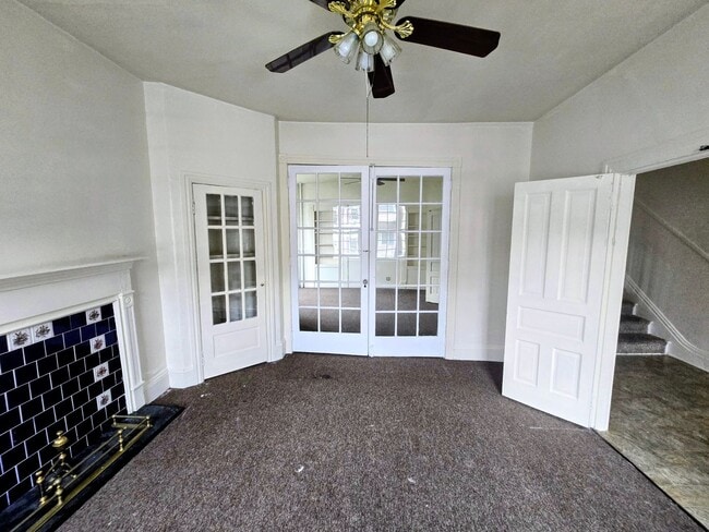 property at 124 S 9th St
