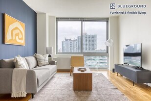 4-75-75 48th Ave in Queens, NY - Building Photo