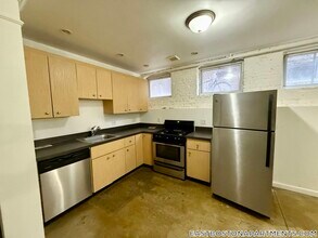 72 Frankfort St in Boston, MA - Foto de edificio - Building Photo