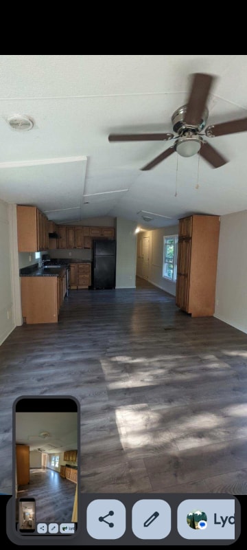 property at 8 Geer Rd