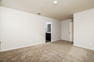 7222 Lazy Cyn in San Antonio, TX - Foto de edificio - Building Photo