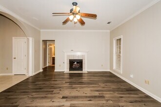 5033 Thornebrook Cove in Arlington, TN - Building Photo - Building Photo