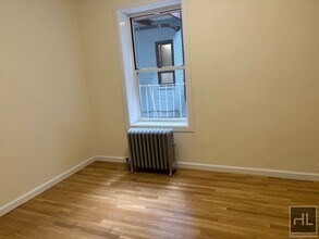 WEST 13 STREET in New York, NY - Building Photo - Building Photo
