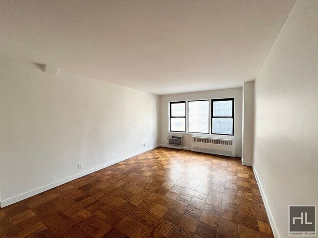 EAST 36 STREET, Unit 11D in New York, NY - Foto de edificio - Building Photo