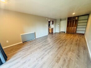2227 Canyon Blvd, Unit 453 in Boulder, CO - Building Photo - Building Photo