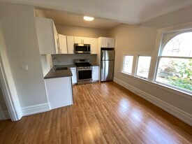 535 30th St, Unit #2 in Oakland, CA - Building Photo