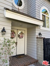 26068 Charonne Ct in Santa Clarita, CA - Building Photo - Building Photo