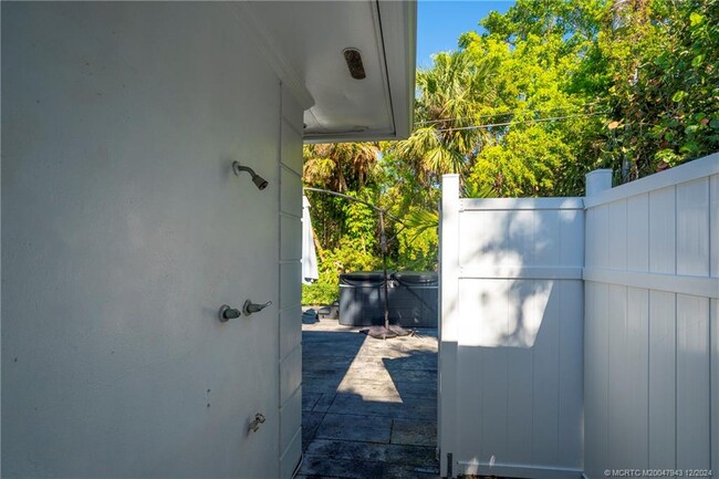 property at 1446 Wyn Cove Dr