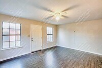 5607 Grace Point Ln photo'