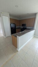325 Mulberry Grove Rd in Royal Palm Beach, FL - Building Photo - Building Photo