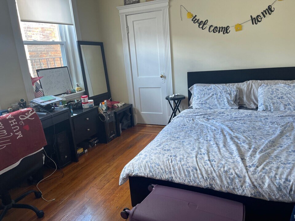 39 Gardner St in Boston, MA - Building Photo