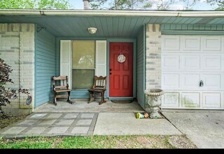 22223 Spring Gate Dr in Spring, TX - Building Photo - Building Photo
